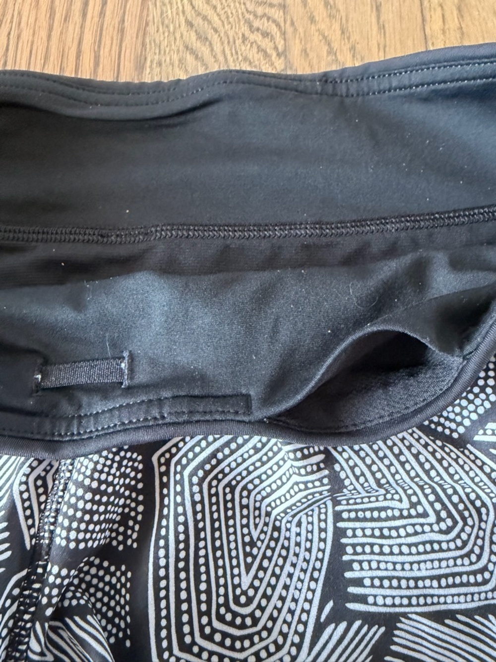 Lululemon Women’s Speed Short In Dottie Tribe White Black /Black Size 6 - Picture 6 of 14